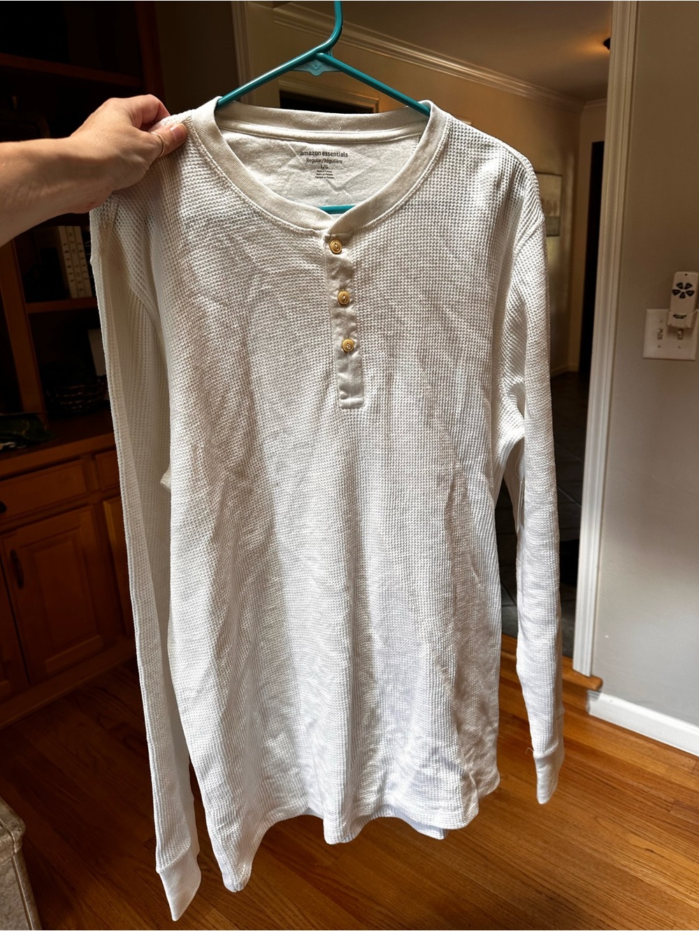 Amazon Essentials Boys' Long-Sleeve White Waffle Henley